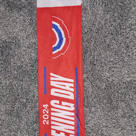 ๐ Phillies 2024 Opening Day Patriotic USA Souvenir Scarf. New! - Picture 5 of 10